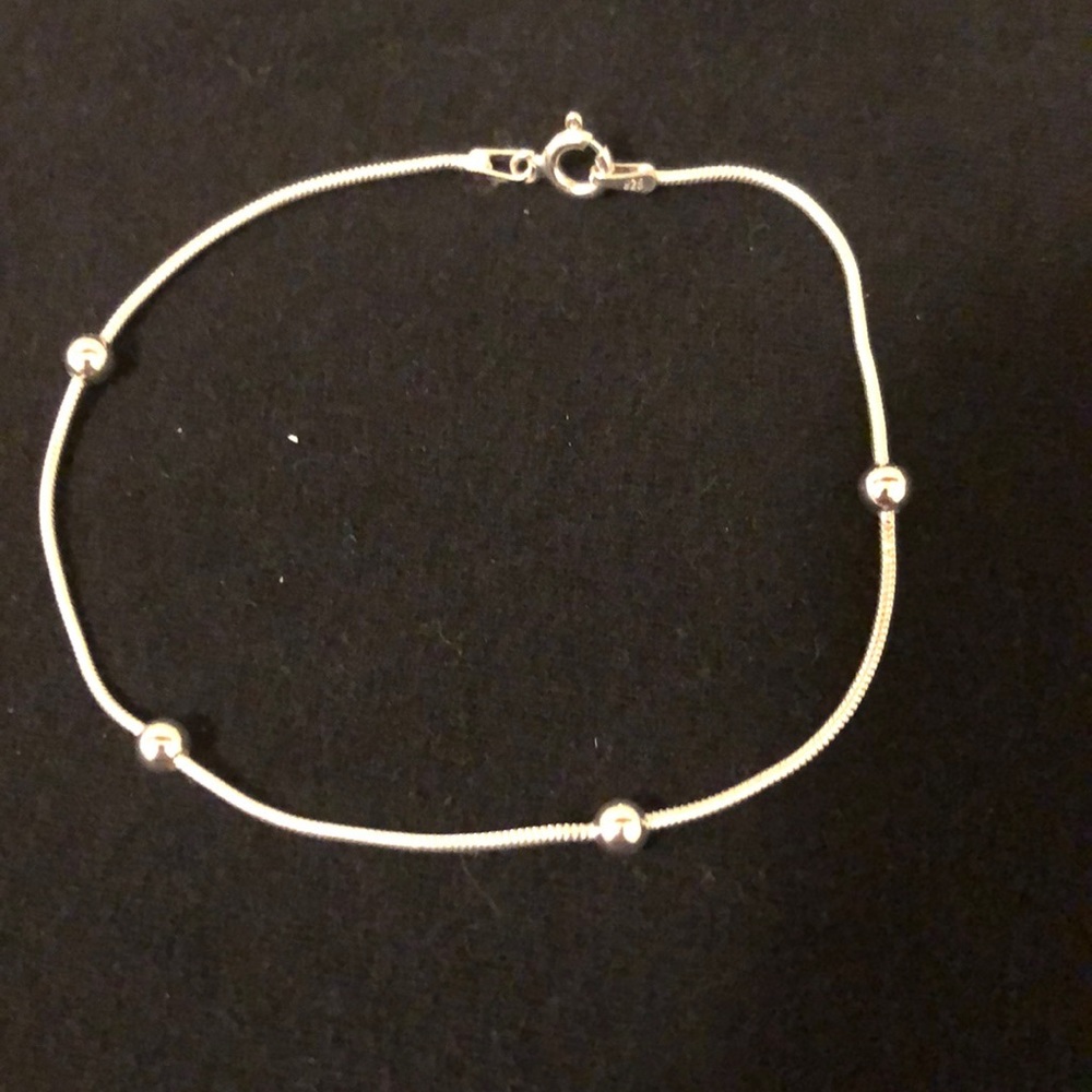 💎🆕 Silver Ball Bracelet💎